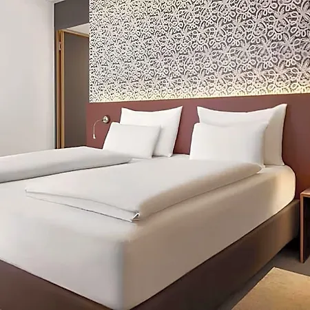 ホテル Radisson 4*